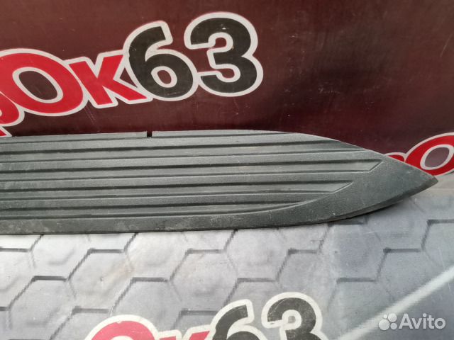 Накладка на подножку правый Toyota Land Cruiser