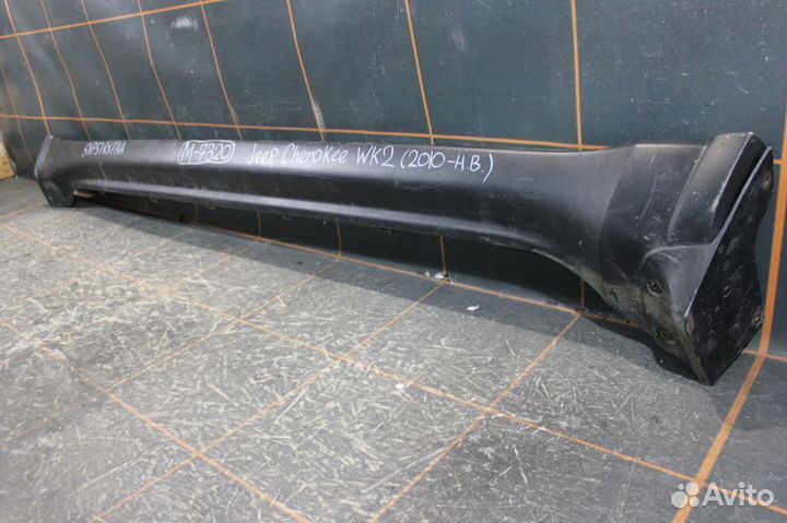 Накладка порога наружная прав.-Jeep Grand Cherokee