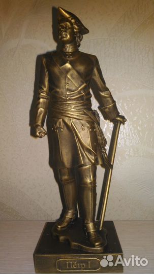 Статуэтка Петр I