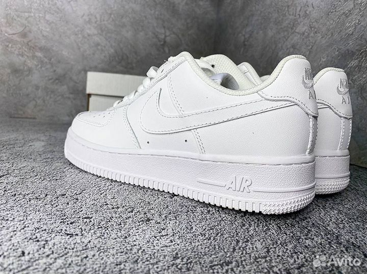 Кроссовки Nike air force 1