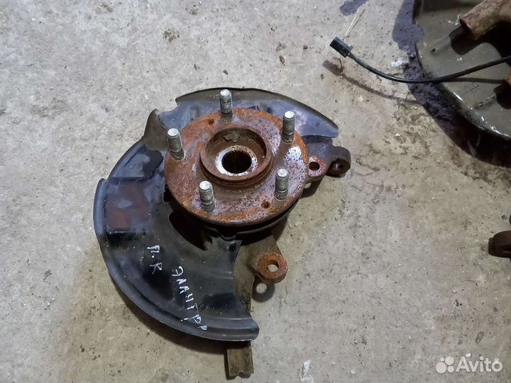 Хендай элантра hd 06-11г. Поворотный кулак