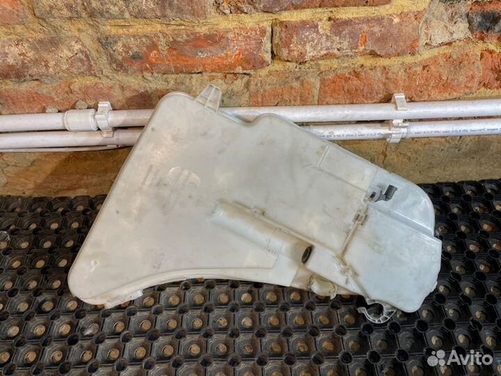 Бачок стеклоомывателя Bmw 5 F10 N55B30 2011