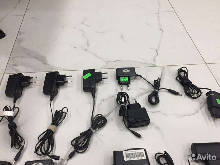 Зарядное устройство