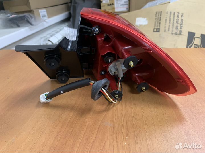 Фонарь задний левый новый Lifan X50