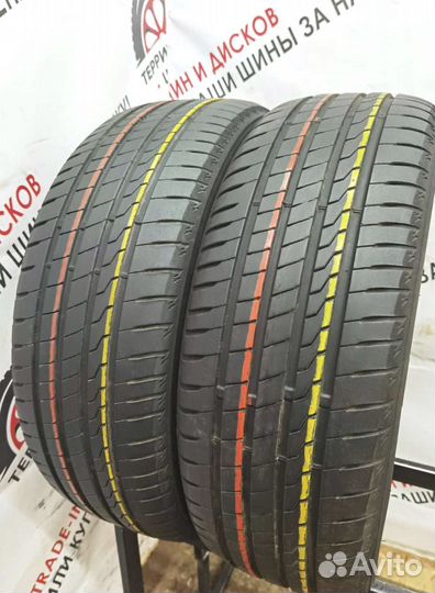 Firestone Roadhawk 205/55 R17 95V