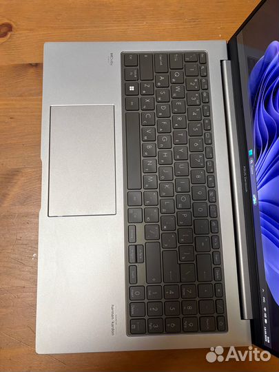 ZenBook 15 oled UM3504D