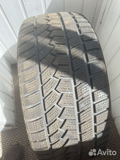 Yokohama Ice Guard Studless IG50 245/40 R18 38B