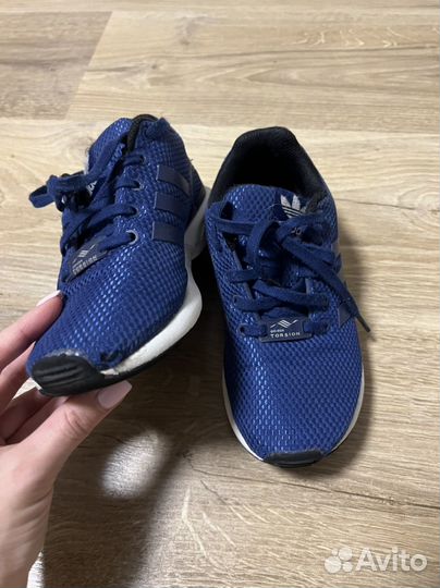 Кроссовки детские adidas 30 размер