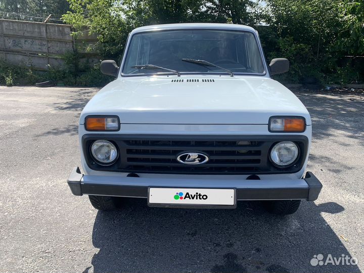 LADA 4x4 (Нива) 1.7 МТ, 2010, 150 000 км