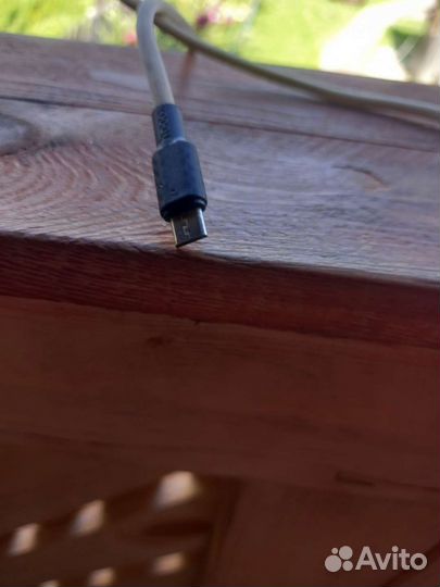 Кабель для телефона