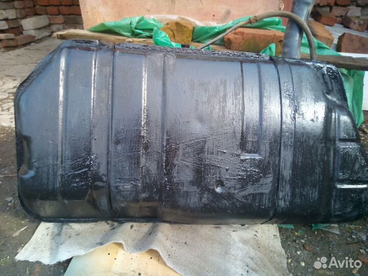 Топливный бак ваз 2110