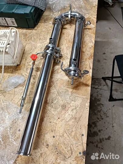 Бражная ректификационная колонна с узлом отбора