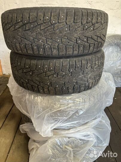 Nokian Tyres Hakkapeliitta 7 SUV 225/60 R17