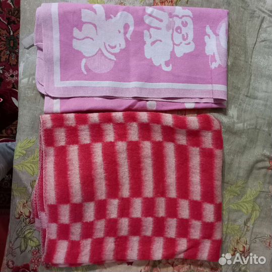 Детская подушка и одеяла