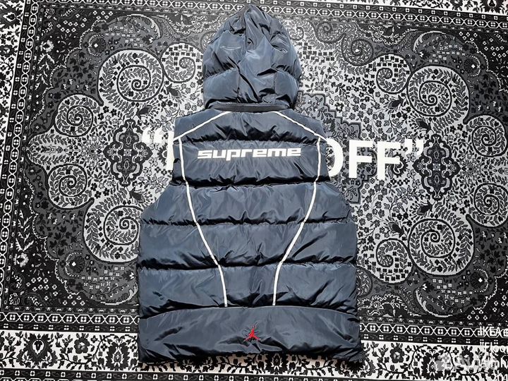 Рефлективный жилет Jordan x Supreme