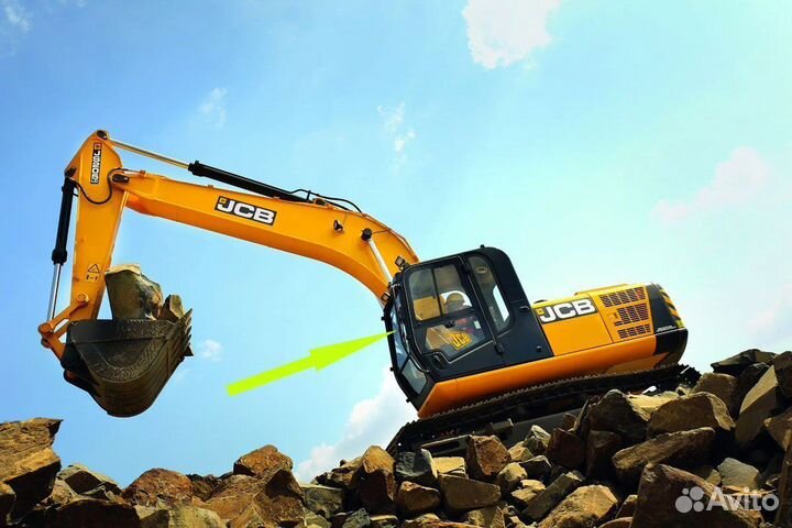 Стекло лобовое верхнее JCB JC 205 LC