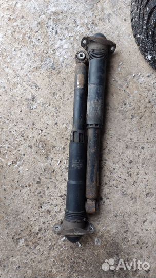 Амортизатор задний skoda octavia а7