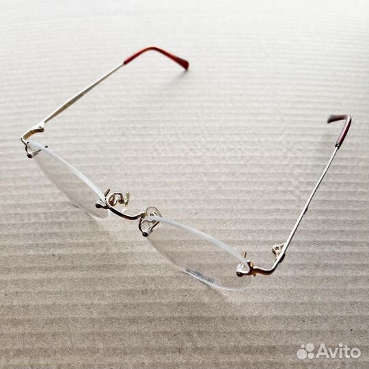 Очки VW Motorsport сделано в Японии