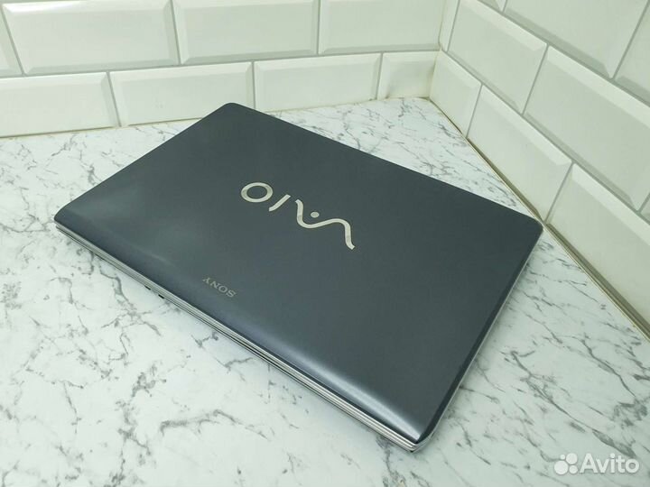 Ноутбук Sony Vaio Core i3