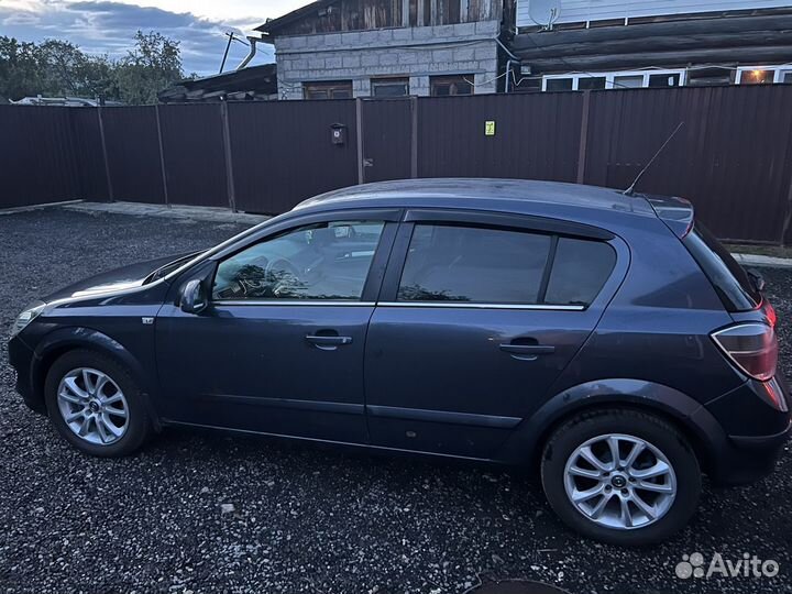 Opel Astra 1.8 МТ, 2008, 270 152 км