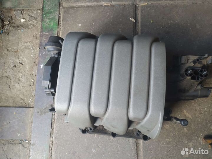 Впускной коллектор audi a6 2.4 BDW