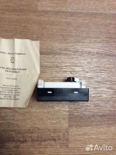 Часы автомобильные на ваз 2110—2112