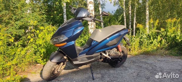 Скутер Stels arrow 100 benelli