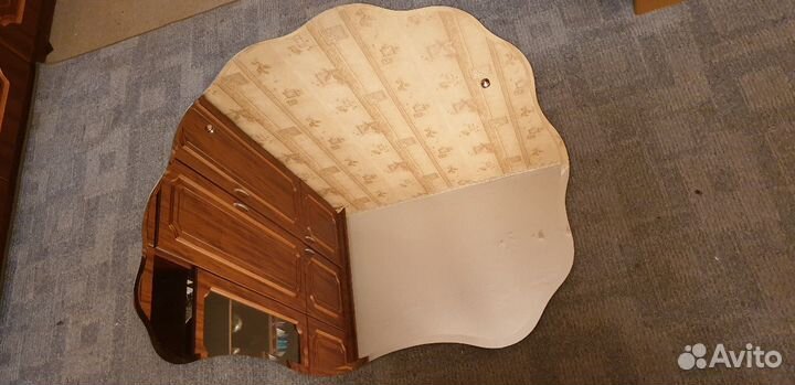 Зеркало-ракушка