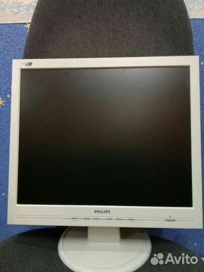 Монитор Philips