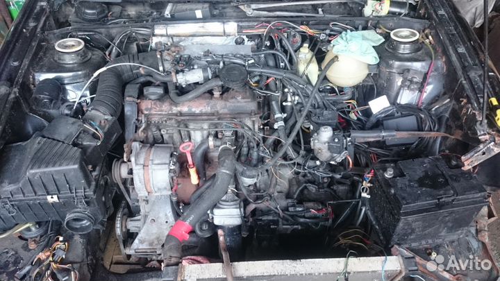 Двигатель WV Passat b3 1.8 RP без навесного
