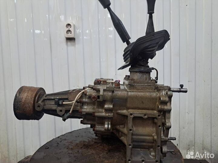 Коробка раздаточная Mitsubishi L200