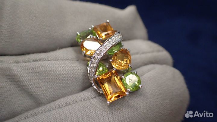 Золотой кулон с хризолитами и цитринами