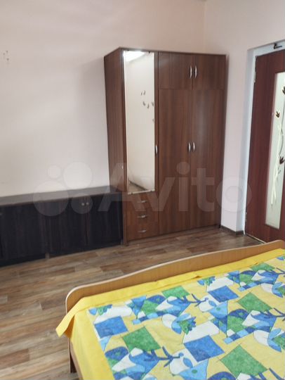 2-к. квартира, 50 м², 3/3 эт.