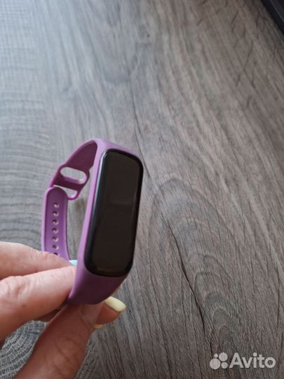 Фитнес браслет samsung galaxy fit 2