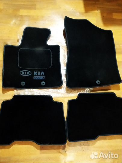 Продаю коврики салона для Киа Соренто