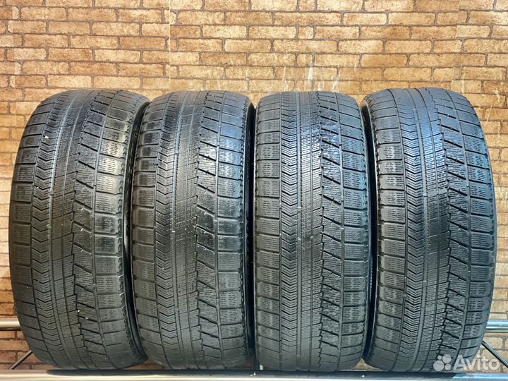 Bridgestone Blizzak VRX 235/50 R18