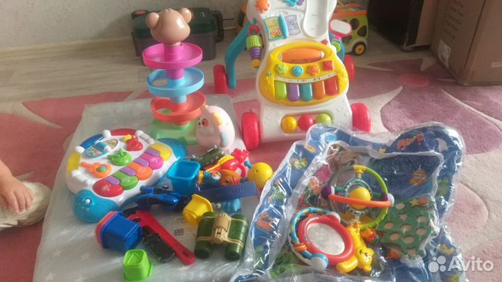 Развивающие игрушки пакетом