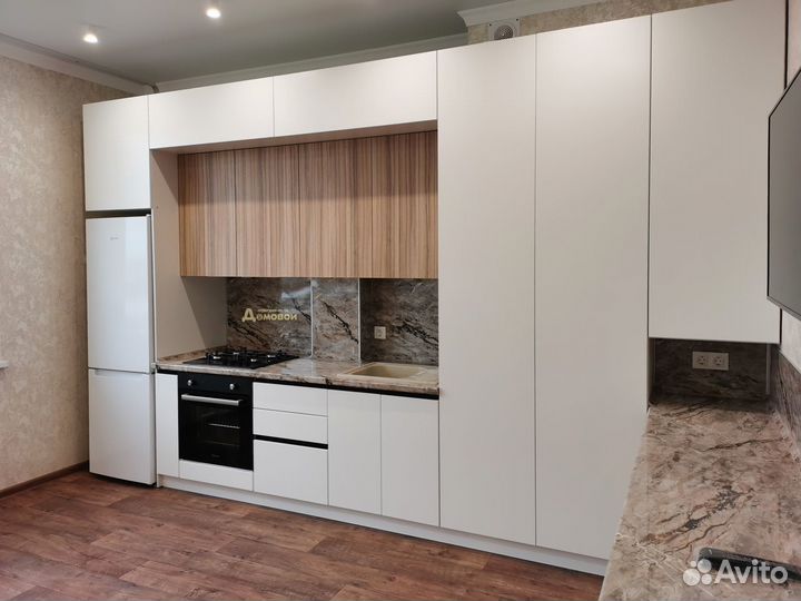 Гарнитур в кухню-гостиную