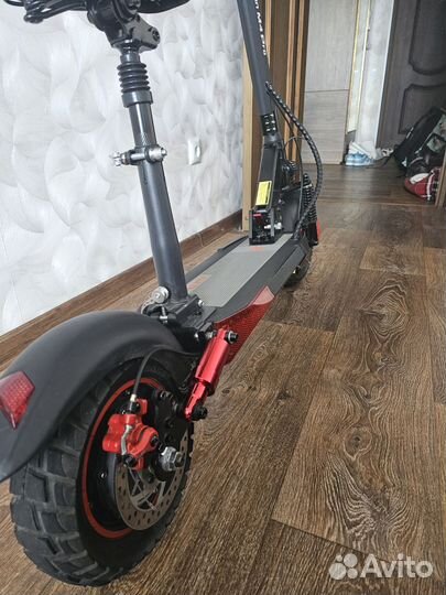 Самокат взрослый электрический бу