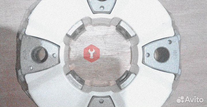 Муфта насоса Hyundai R180W-9A