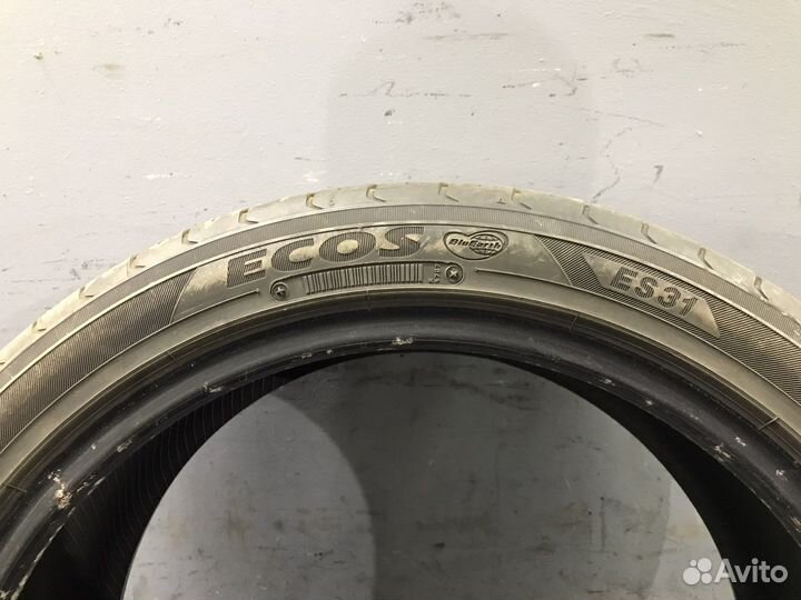 Yokohama BluEarth Ecos ES31 215/45 R18 93V