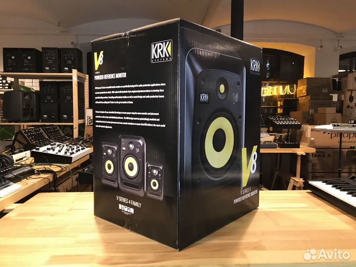KRK V8 S4