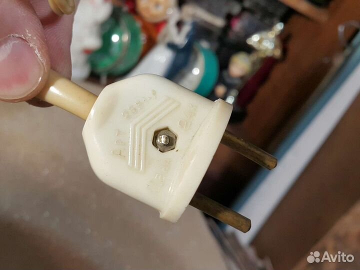 1975 год лампа лечебная товар СССР