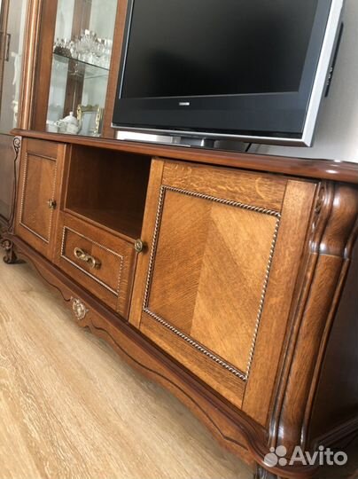 Тумба под тв массив дуба