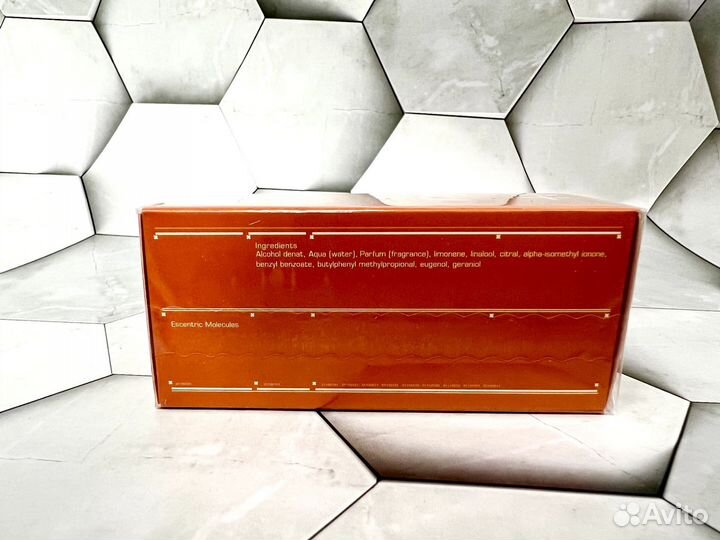 Molecule 01 + Mandarin Escentric Molecules