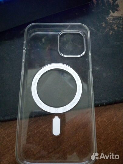Чехол на iPhone 12
