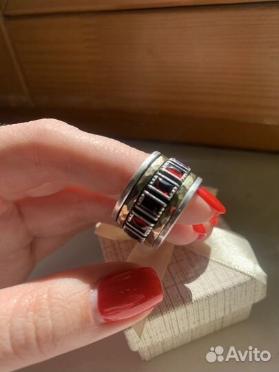Кольцо спинер серебро гранат 19 размер