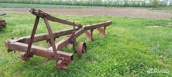 Плуг Одессапочвомаш ПЛН 5-35, 1990