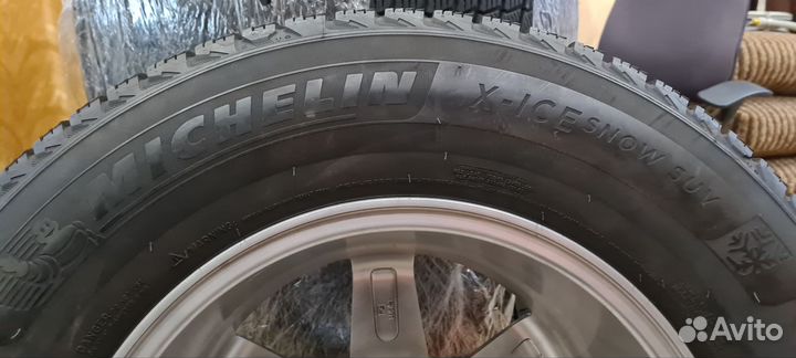 Michelin X-Ice Snow SUV 265/65 R17