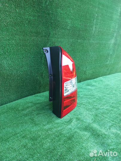 Фонарь задний правый Hyundai tucson 1